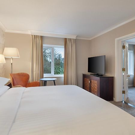 Delta Hotels By Marriott Tudor Park Country Club Maidstone Ngoại thất bức ảnh