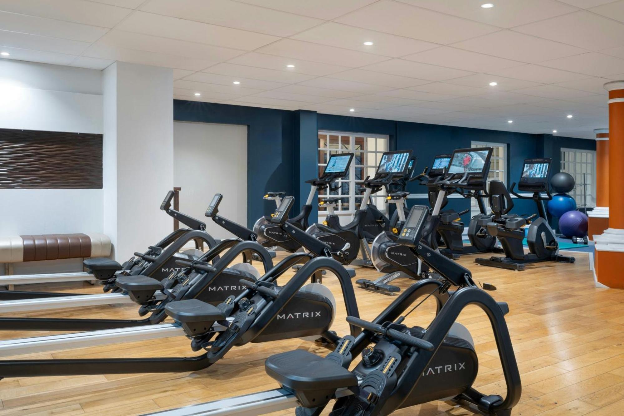 Delta Hotels By Marriott Tudor Park Country Club Maidstone Ngoại thất bức ảnh